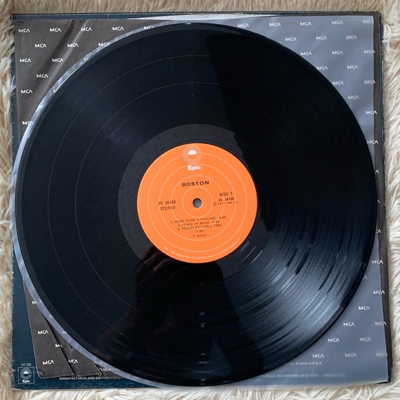 Boston (1976 Debut Album) - Picture 3 of 4